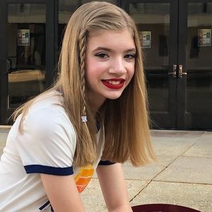 Meet your Posher, Savannah